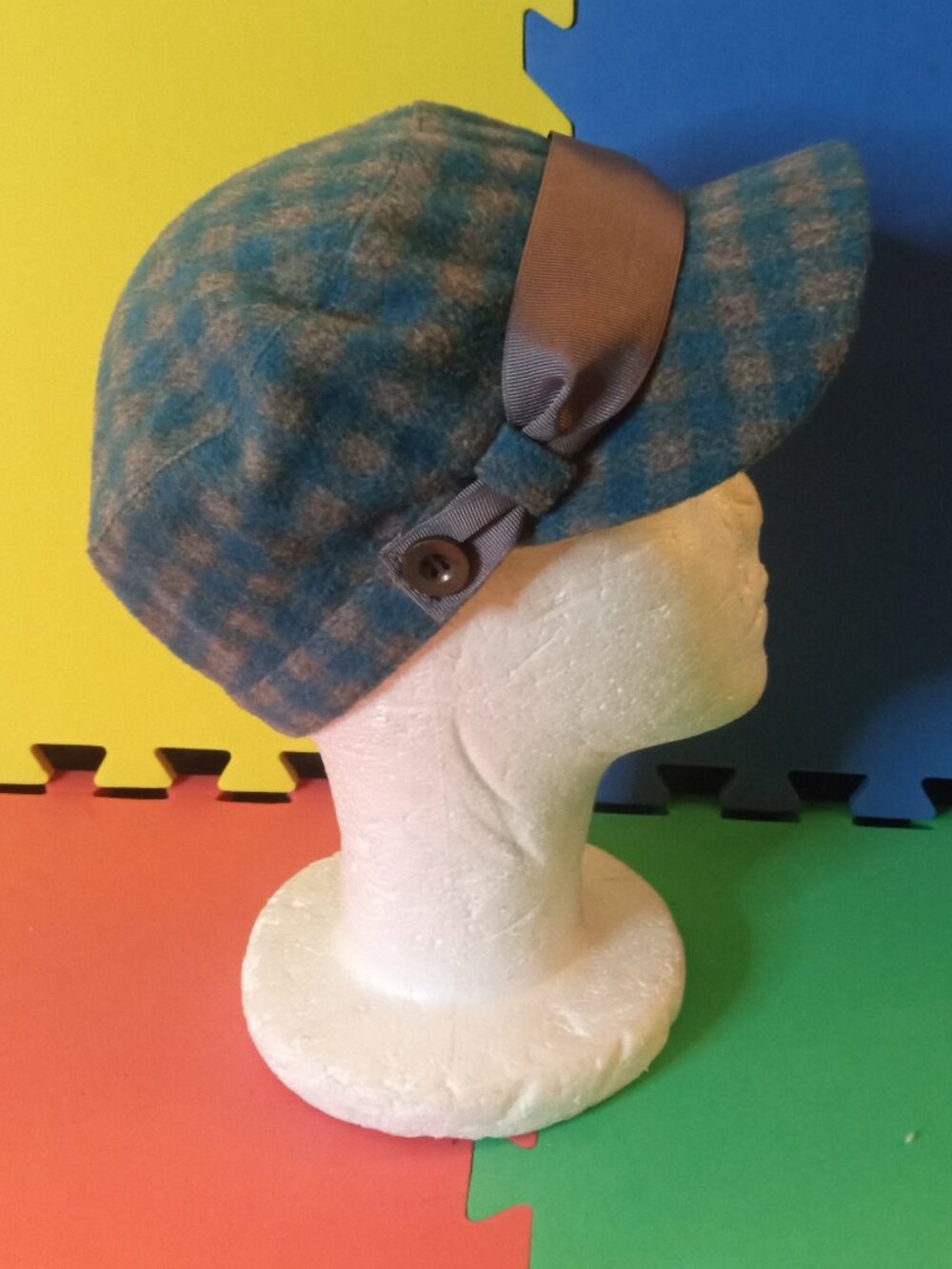 D&Y Women's Plaid Newsboy Style Hat Cap VTG newsboy cabbie cap